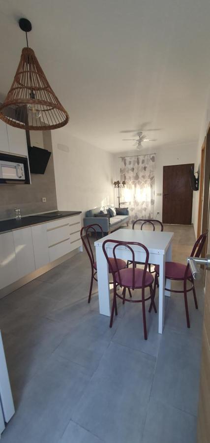 Apartamentos La Palmera Fernan Perez Exterior photo